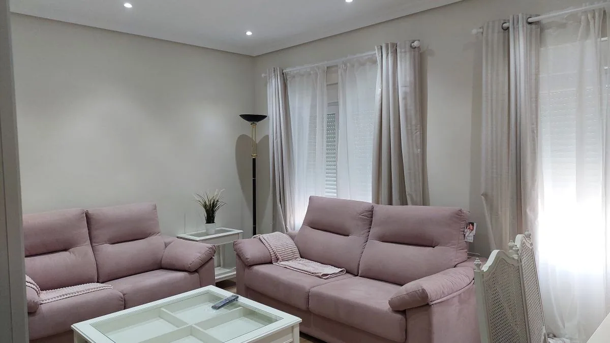 Salón con colores suaves